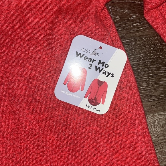 💜Tie Front button down wear it two ways - Picture 3 of 7